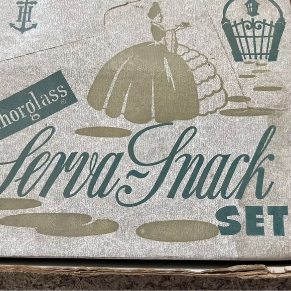 Vintage (1950’s) Federal Glass Co Homestead Snack Set. New In Box. - Picture 3 of 3